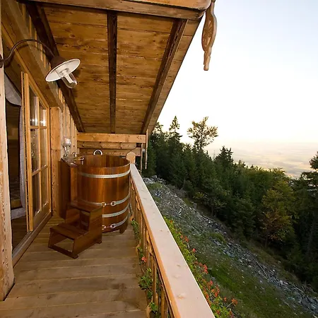 Schoenblick Hohenbogen