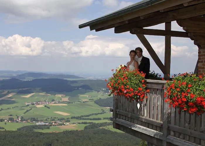 Schoenblick Hohenbogen Hotel *